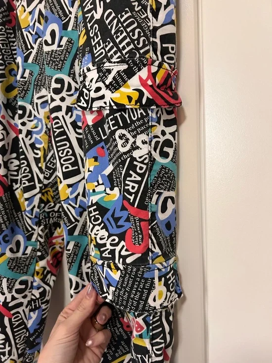 ✨💙 90s Vintage Bold Streetwear Graphic Cargo Pants 💫♥️ - Picture 5 of 13